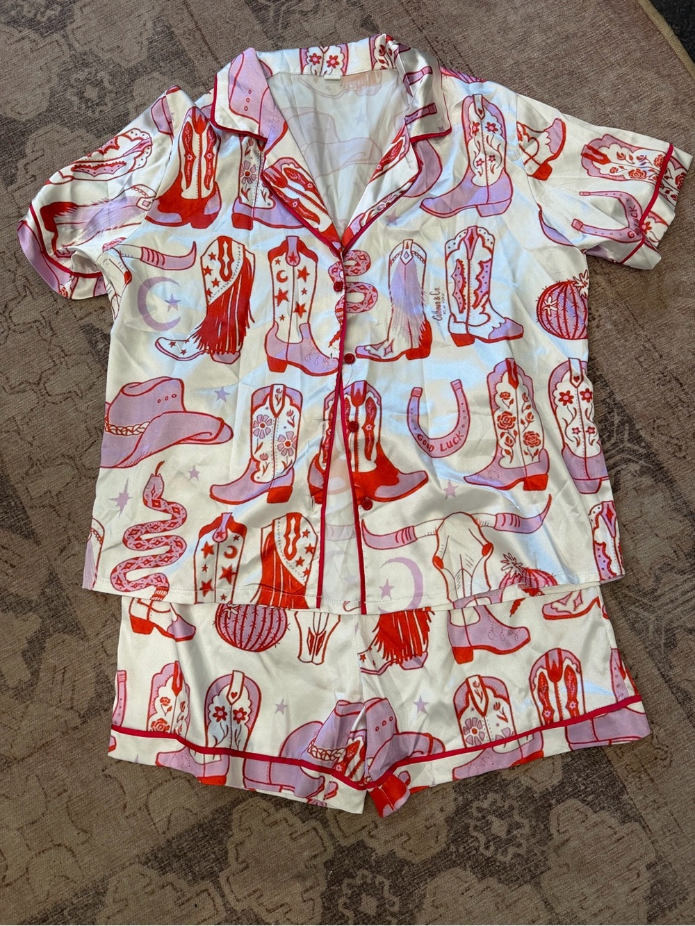Women's Western Print Short Pajama Set - Red & Pink